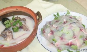 岳阳云溪蝴蝶过河
