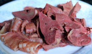 羊肺 水煮羊杂、春葱炒羊肺、青椒炒羊肺、鲍鱼炖羊肉、青蒜炒羊肺 ... ...