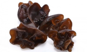 黑木耳 肉皮小炒 木耳炒百合 四喜烤麸 木耳蒸鸡