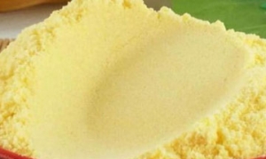 玉米面 玉米油条 蒸茼蒿 玉米面发糕 三宝玉米饼