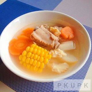 山药玉米排骨汤